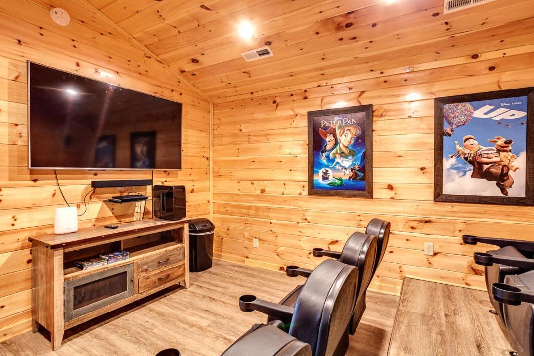 Gatlinburg Cabin With Private Hot Tub By Staycating Exteriör bild